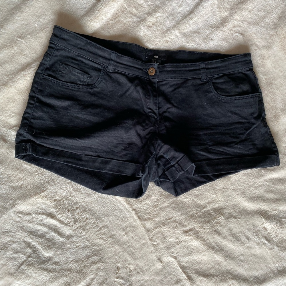 H&M black denim shorts